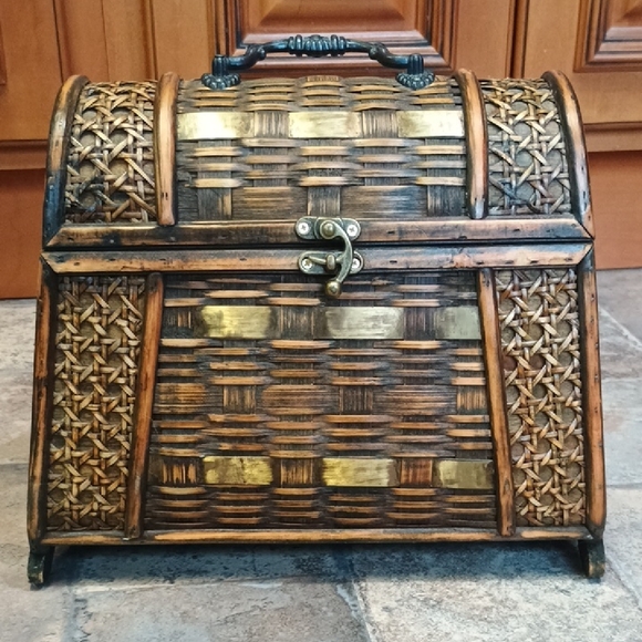 Accents | Ornate Woven Wooden Treasure Box | Poshmark